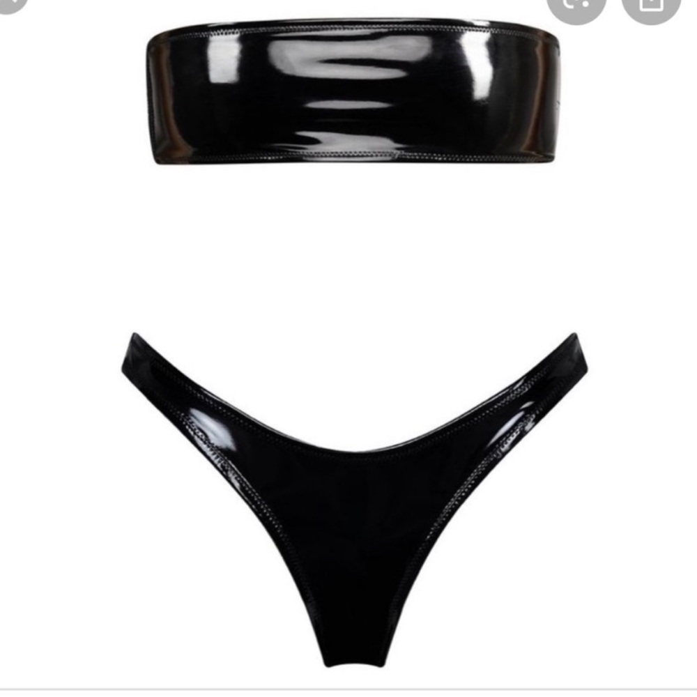 ISO Triangle Black Angel